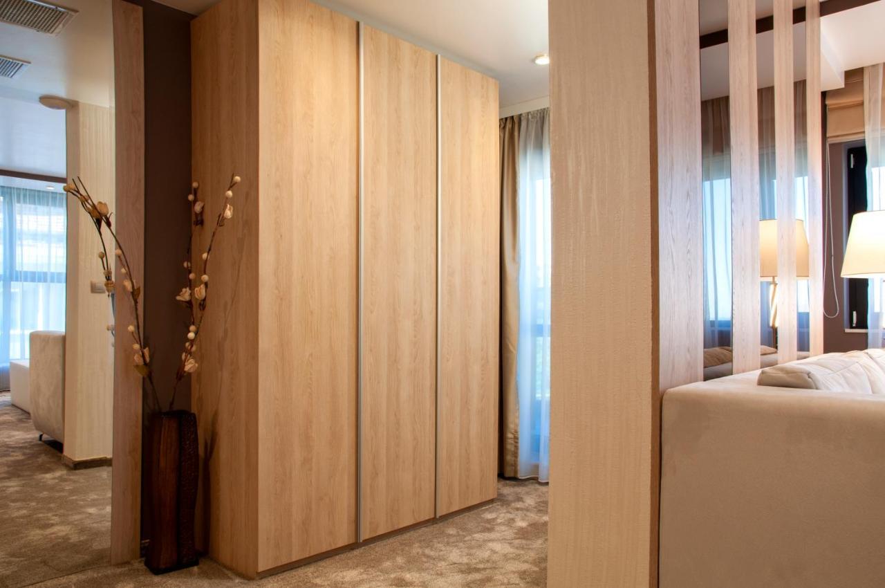 Family Hotel Business Club Σούμεν Εξωτερικό φωτογραφία